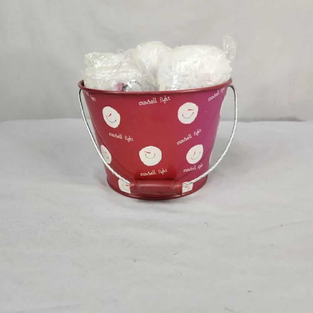 2 Indoor Snowball Fight  Balls Buckets Hallmark Red Black 6 Soft Snowballs Each